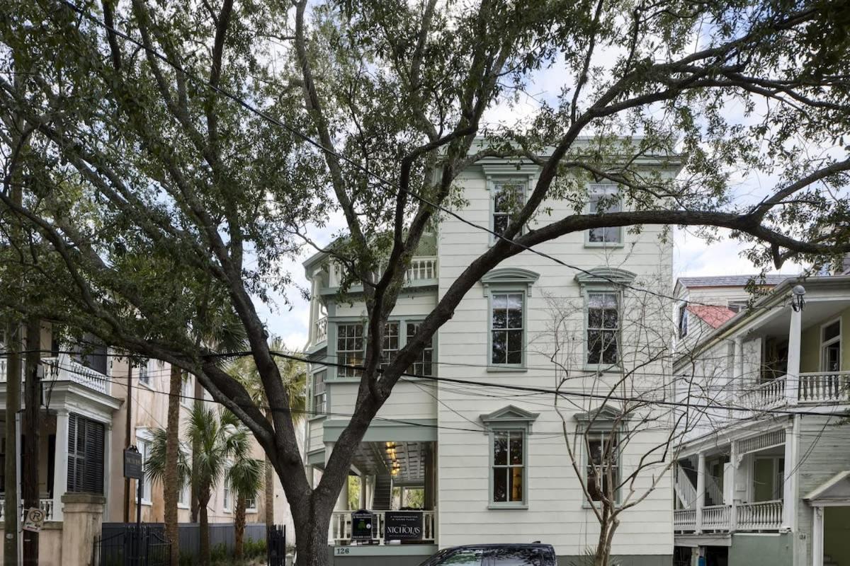 Historic B&B Veranda King Suite Walk To King Charleston Exterior photo